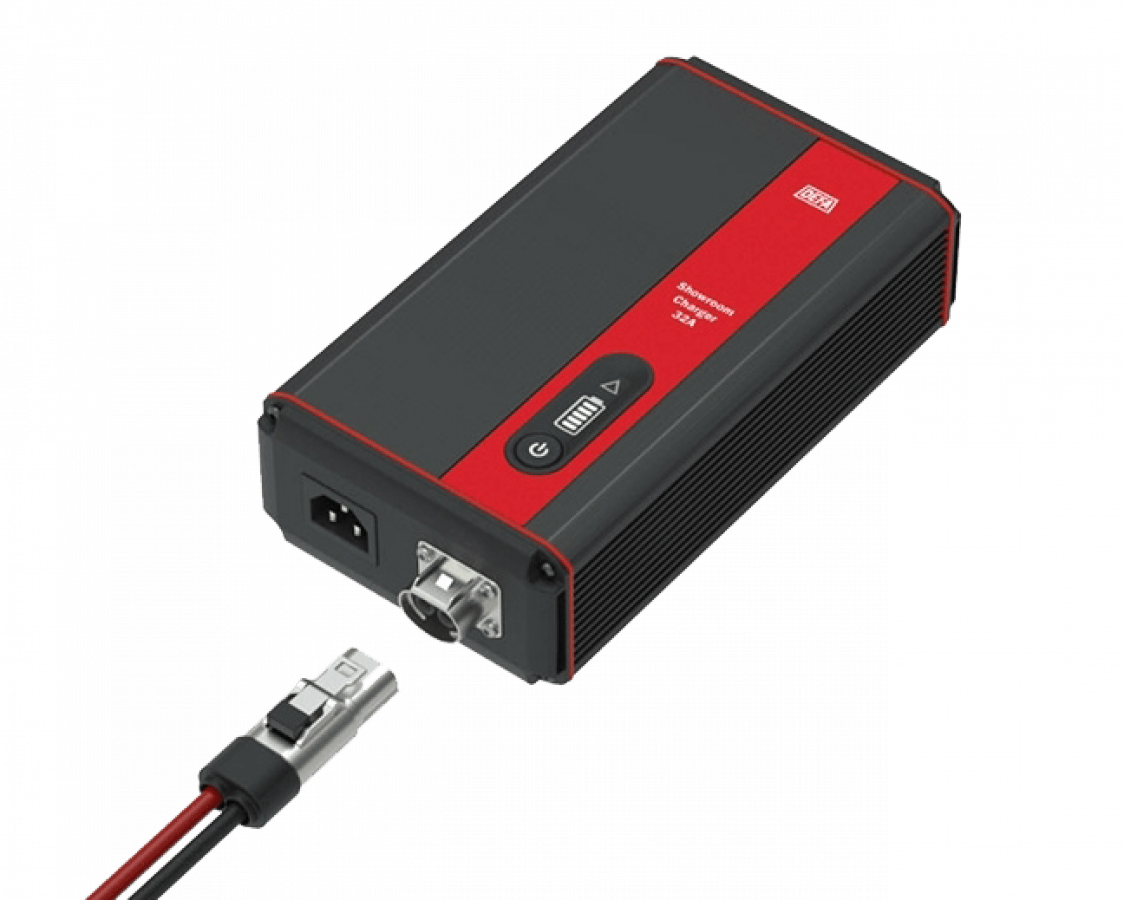 showroom-chargeur-12v-32-ah-defa-sr-32